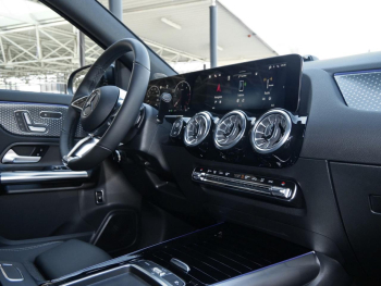 Mercedes-Benz GLA 220 d 4MATIC Progressive Night 360° AHK