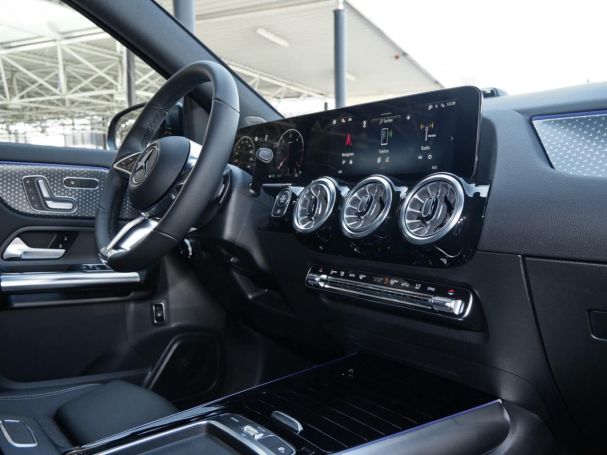 Mercedes-Benz GLA 220 d 4MATIC Progressive Night 360° AHK