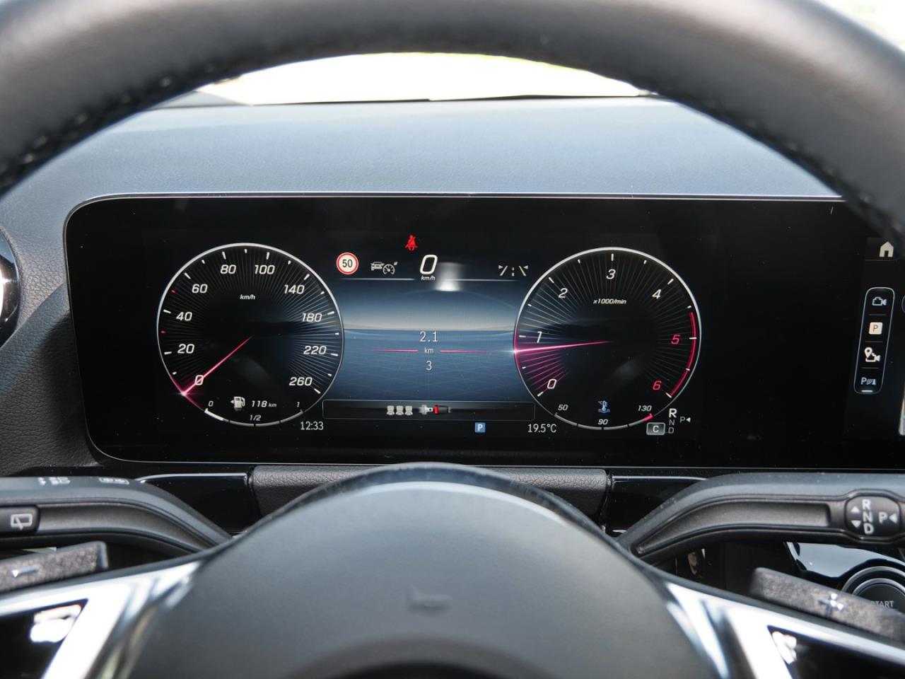 Mercedes-Benz GLA 220 d 4MATIC Progressive Night 360° AHK