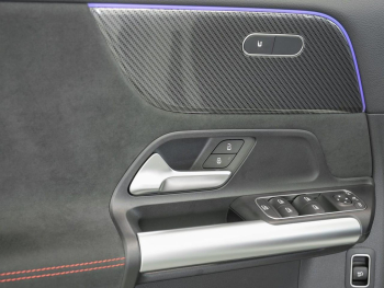 Mercedes-Benz GLA 250 4M AMG Standheizung Panorama Kamera