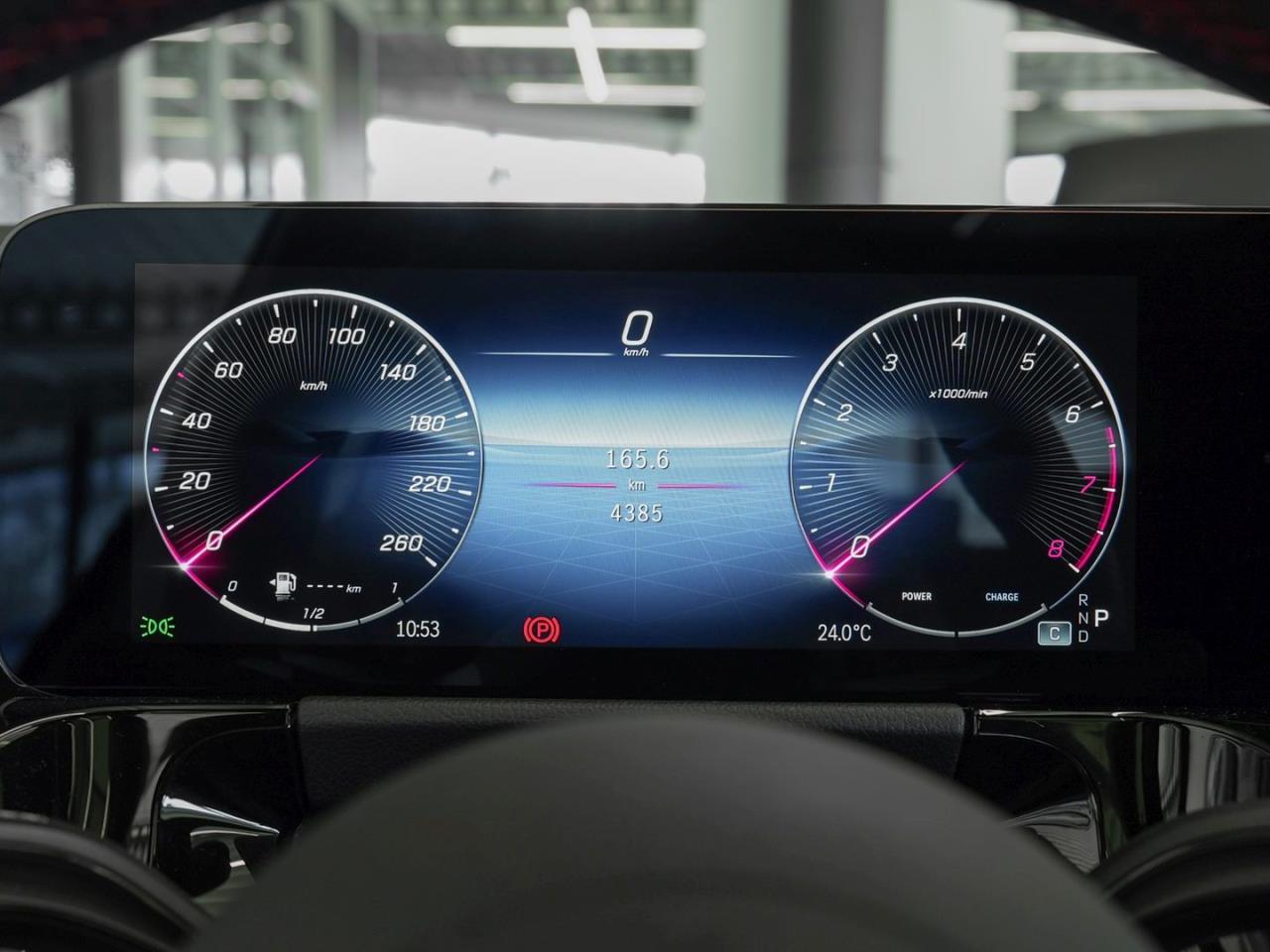 Mercedes-Benz GLA 250 4M AMG Standheizung Panorama Kamera