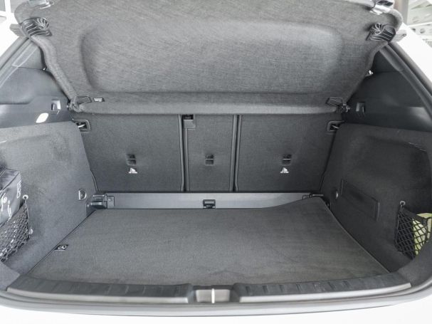 Mercedes-Benz GLA 250 4M AMG Standheizung Panorama Kamera