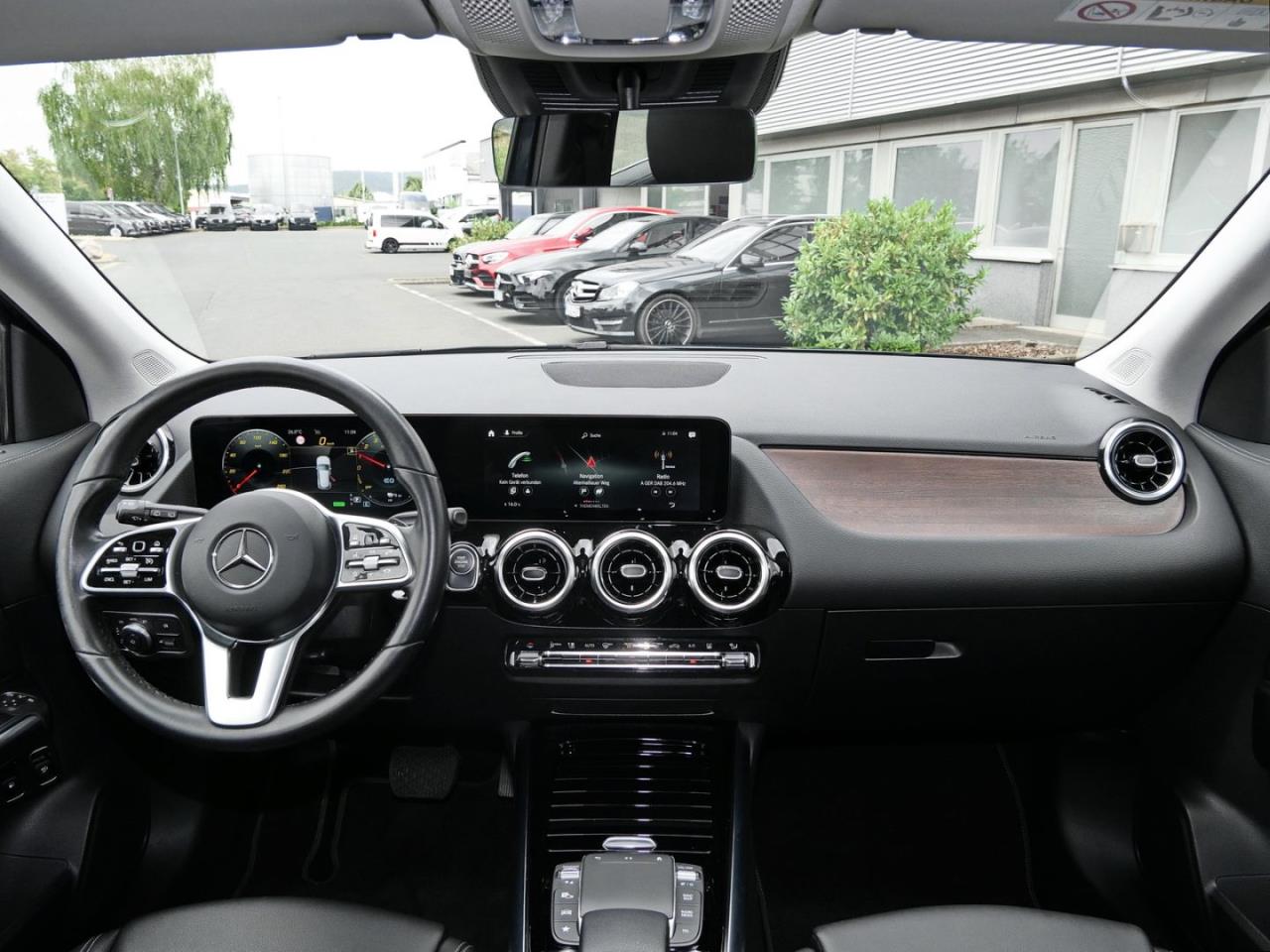 Mercedes-Benz GLA 250 e Progressive Spurhalte Kamera ParkA