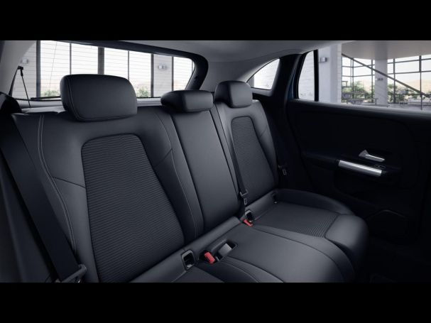 Mercedes-Benz GLA 250 e Progressive Spurhalte Kamera ParkA