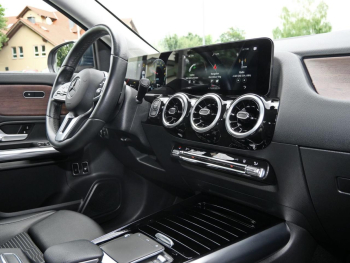 Mercedes-Benz GLA 250 e Progressive Spurhalte Kamera ParkA
