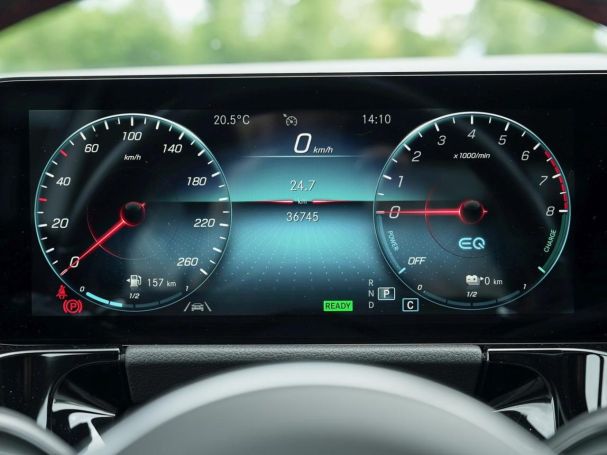Mercedes-Benz GLA 250 e AMG Night Spurhalte Park 360° AHK