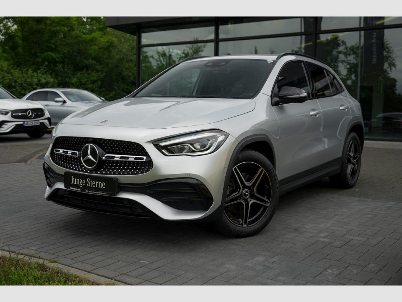 Mercedes-Benz GLA 250 e AMG Night Spurhalte Park 360° AHK
