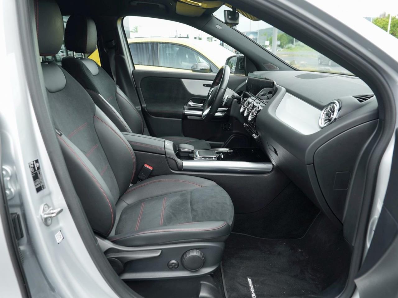 Mercedes-Benz GLA 250 e AMG Night Spurhalte Park 360° AHK