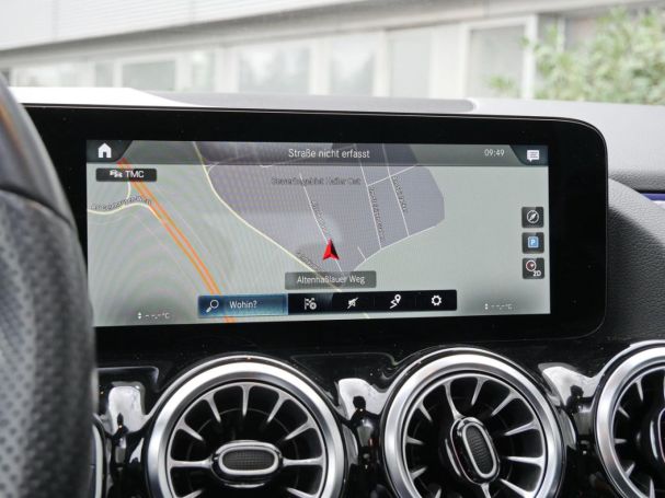 Mercedes-Benz GLA 250 e AMG Night Distronic Head-Up 360?