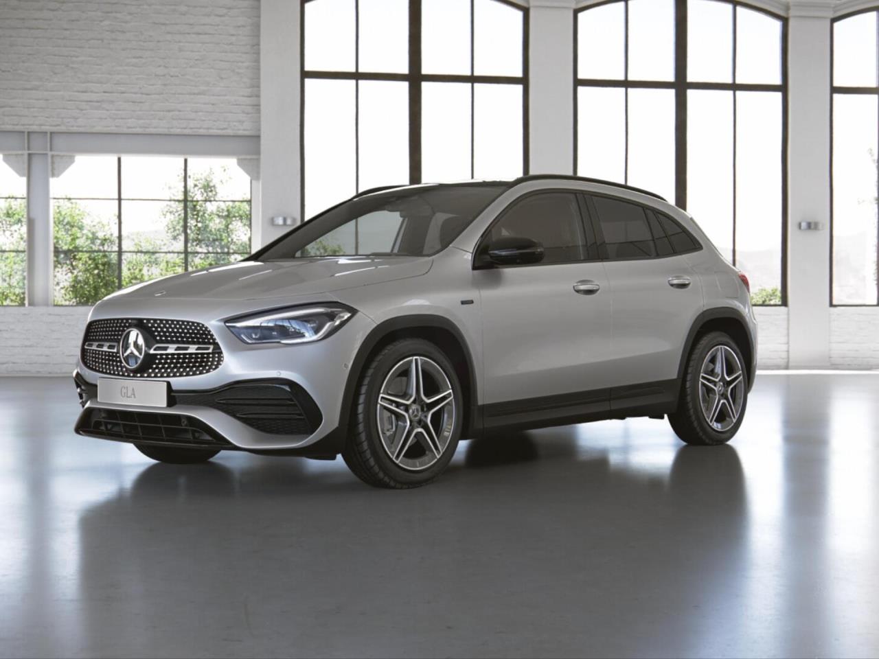 Mercedes-Benz GLA 250 e AMG Night Distronic Head-Up 360?
