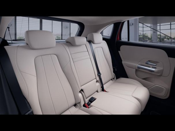 Mercedes-Benz GLA 250 e Progressive Night Panorama Easy-P 360?
