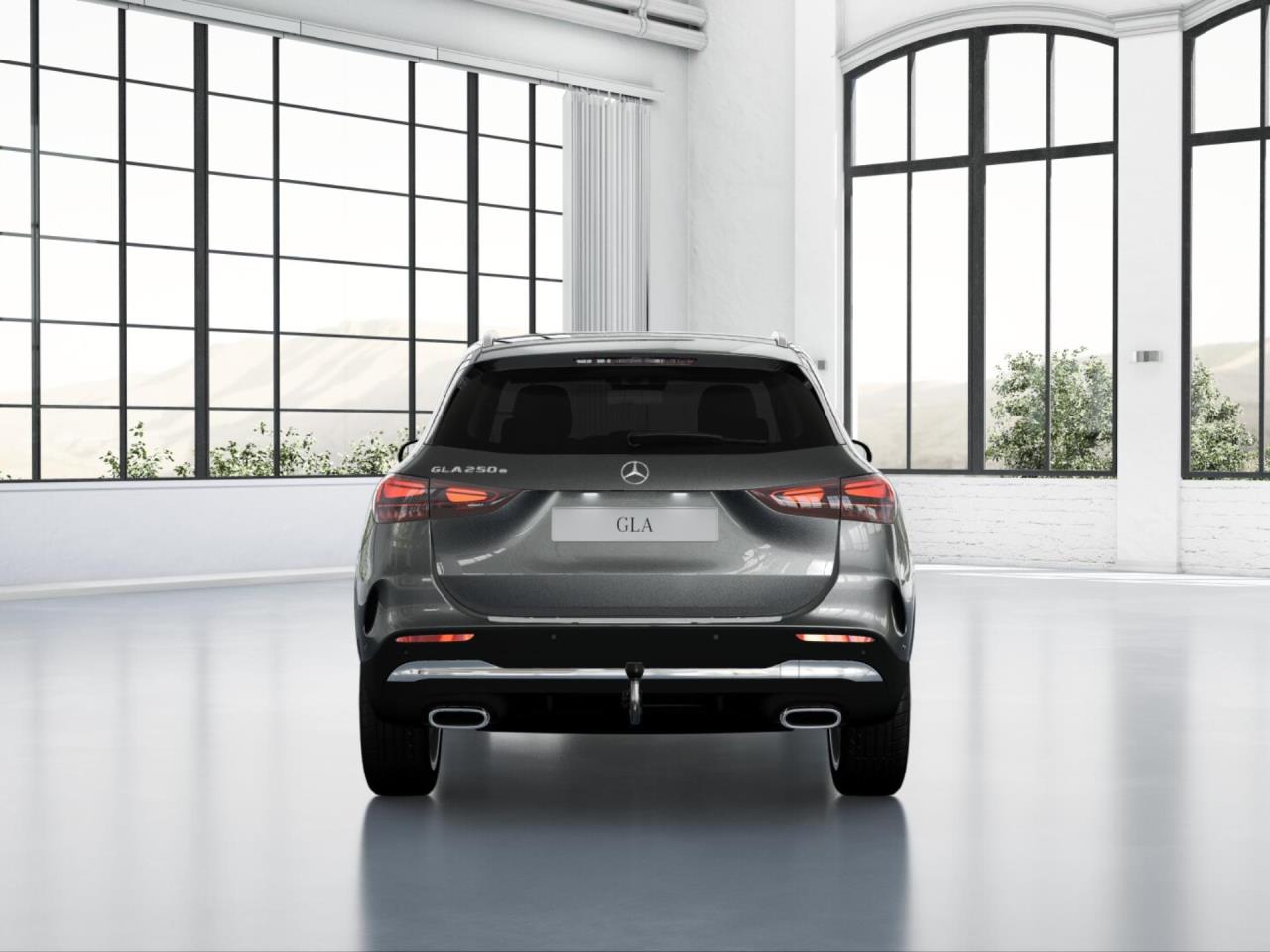 Mercedes-Benz GLA 250 e AMG Panorama Distronic 360° AHK