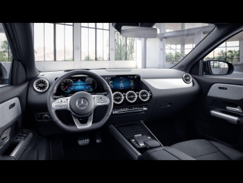 Mercedes-Benz GLA 250 e AMG Night Panorama Distronic 360° HUD
