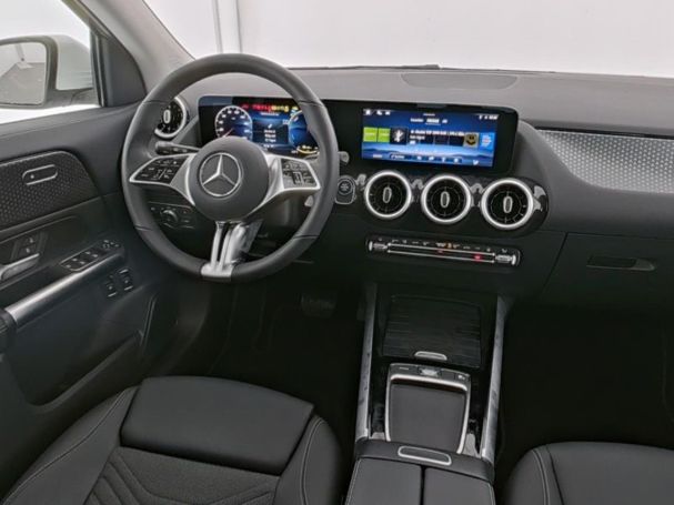Mercedes-Benz GLA 250 e Progressive Kamera Easy-Pack Spiegel-P