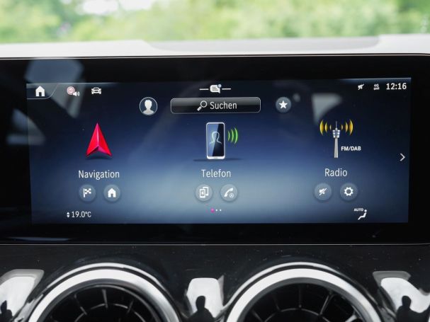 Mercedes-Benz GLA 250 e Progressive Navi Kamera AHK Totwinkel