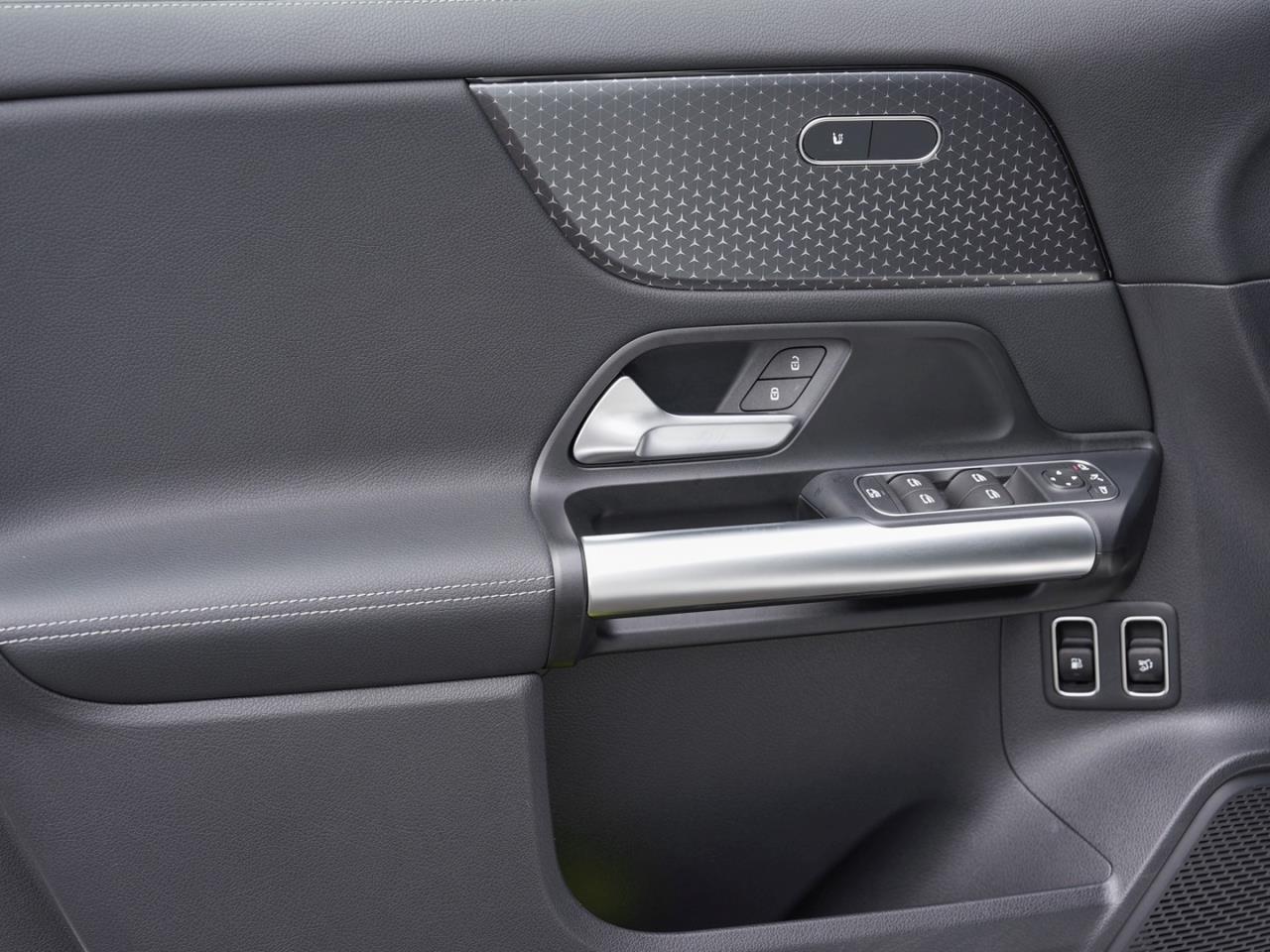 Mercedes-Benz GLA 250 e Progressive Navi Kamera AHK Totwinkel