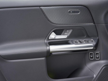 Mercedes-Benz GLA 250 e Progressive Navi Kamera AHK Totwinkel