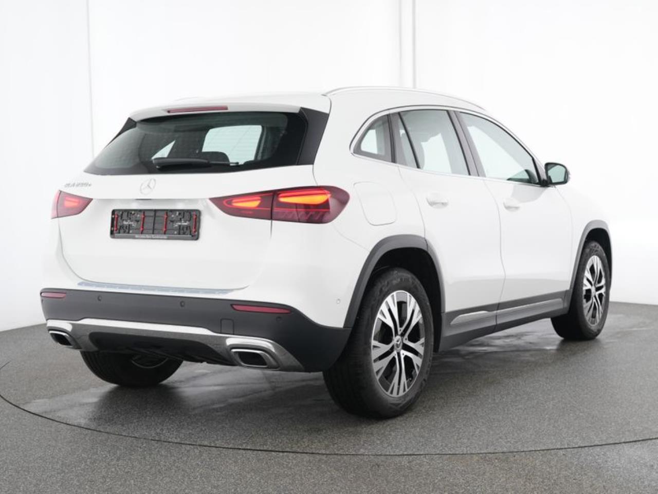 Mercedes-Benz GLA 250 e Progressive Navi Kamera AHK Totwinkel