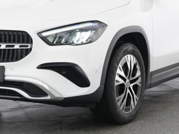 Mercedes-Benz GLA 250 e Progressive Navi Kamera AHK Totwinkel