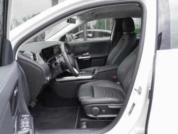 Mercedes-Benz GLA 250 e Progressive Navi Kamera AHK Totwinkel