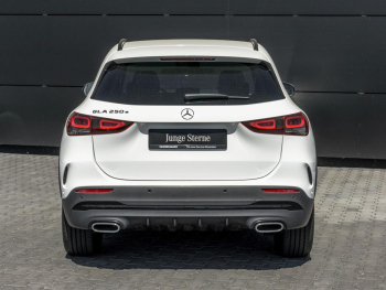Mercedes-Benz GLA 250 e AMG Night MBUXNavi+ Kamera Easy-Pack
