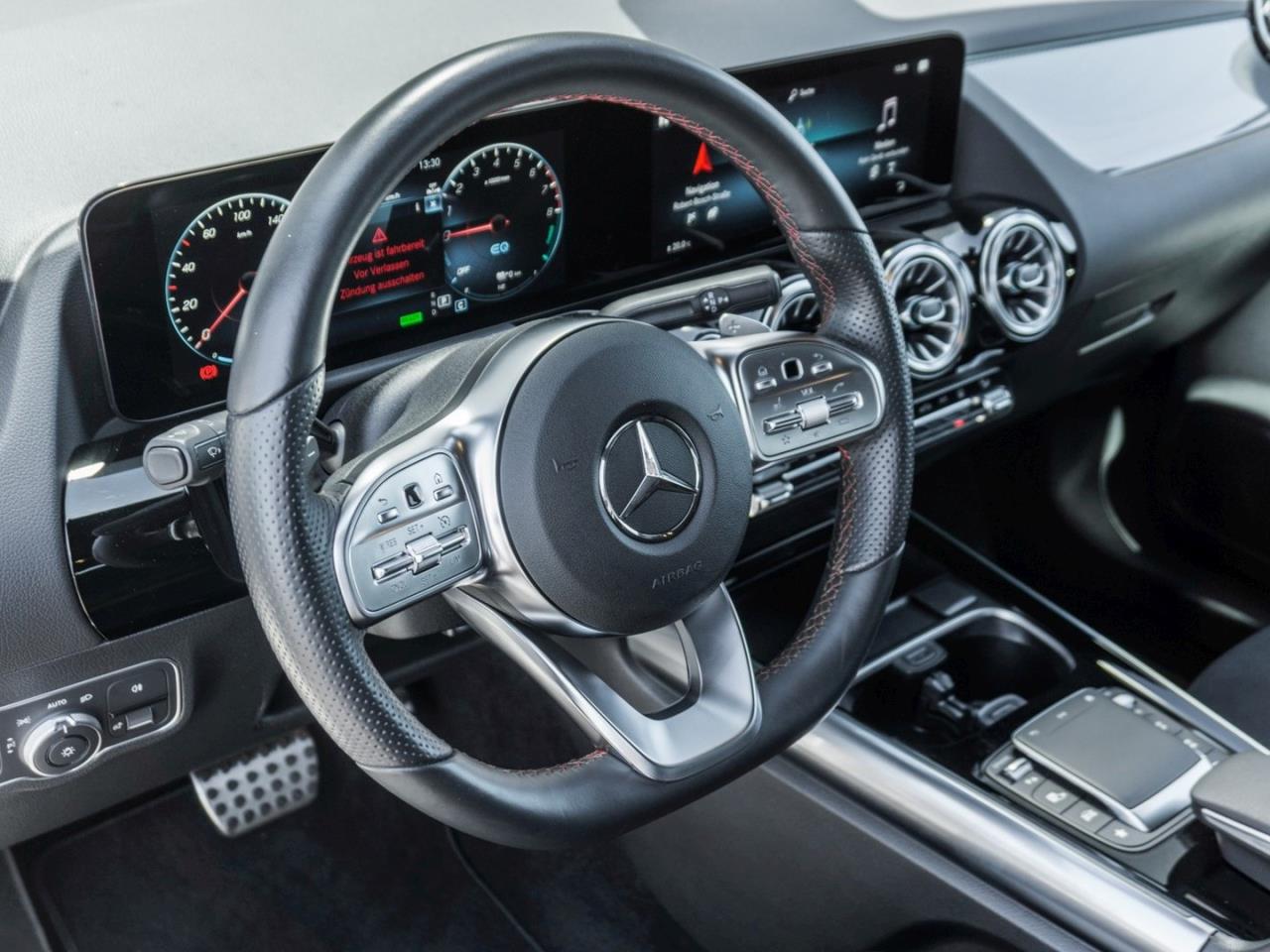 Mercedes-Benz GLA 250 e AMG Night MBUXNavi+ Kamera Easy-Pack