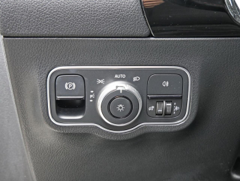 Mercedes-Benz GLA 250 e AMG Night MBUX Navi+ Kamera AHK