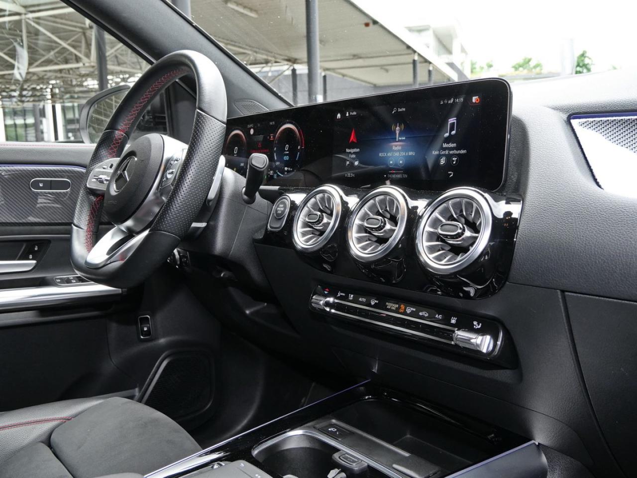 Mercedes-Benz GLA 250 e AMG Night MBUX Navi+ Kamera AHK
