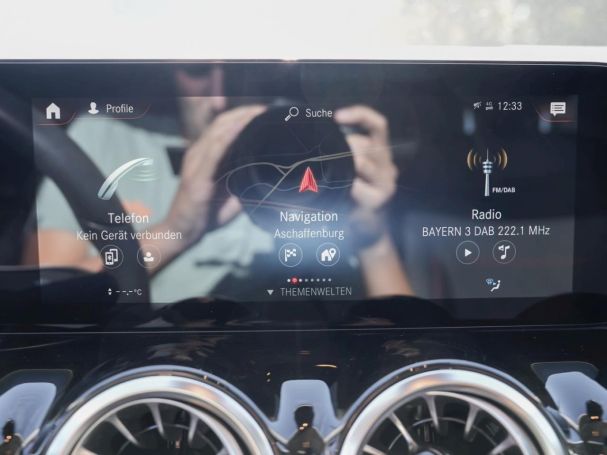 Mercedes-Benz GLA 250 e AMG Night Panorama AHK Kamera Totwinkel