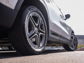 Mercedes-Benz GLA 250 e AMG Night Panorama AHK Kamera Totwinkel