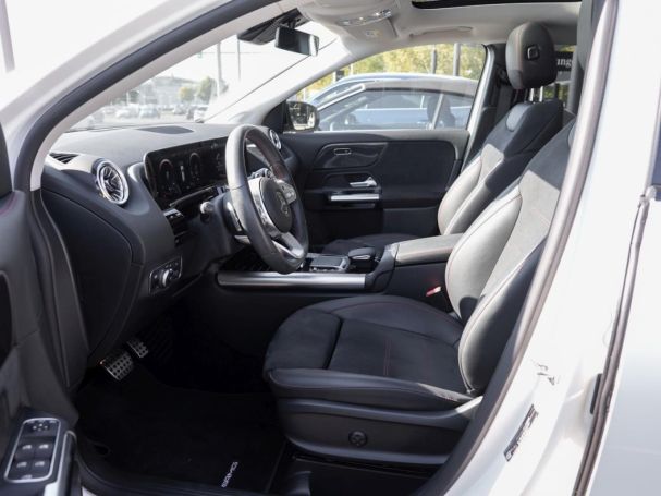 Mercedes-Benz GLA 250 e AMG Night Panorama AHK Kamera Totwinkel