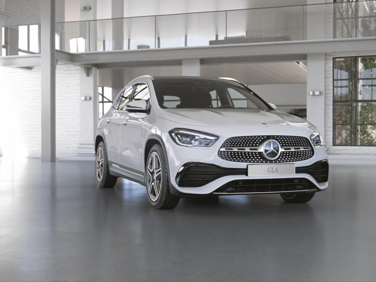 Mercedes-Benz GLA 250 e AMG MBUXNavi+ Panorama Kamera AHK