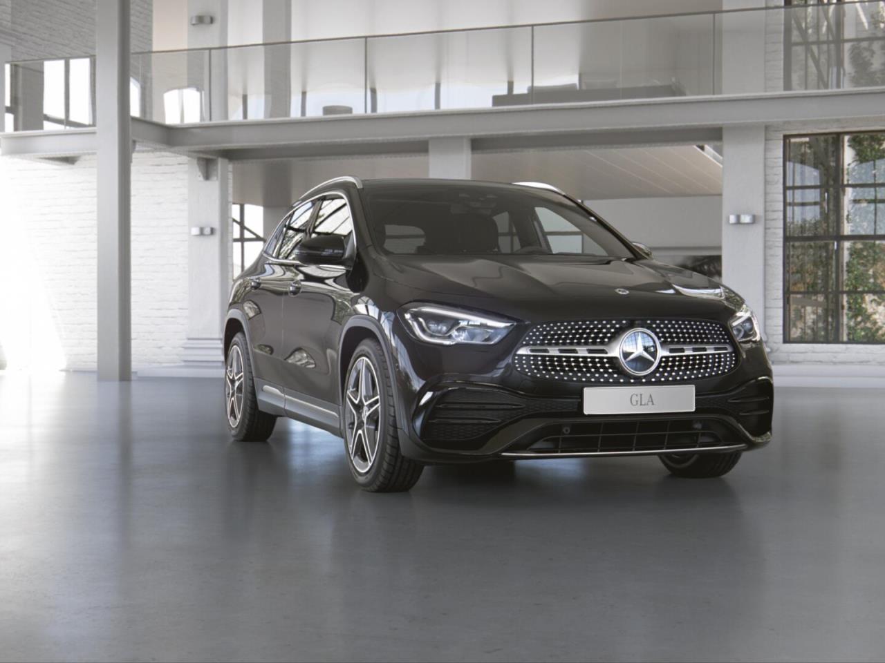 Mercedes-Benz GLA 250 AMG Distronic Panorama Memory Kamera