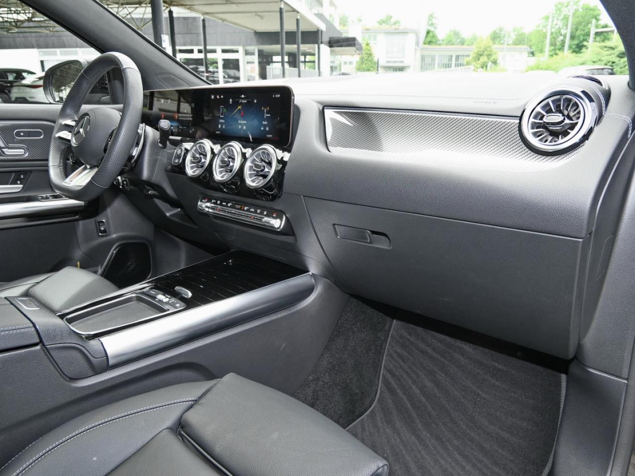 Mercedes-Benz GLA 35 AMG 4M AMG Night Standhzg ParkA 360° AHK