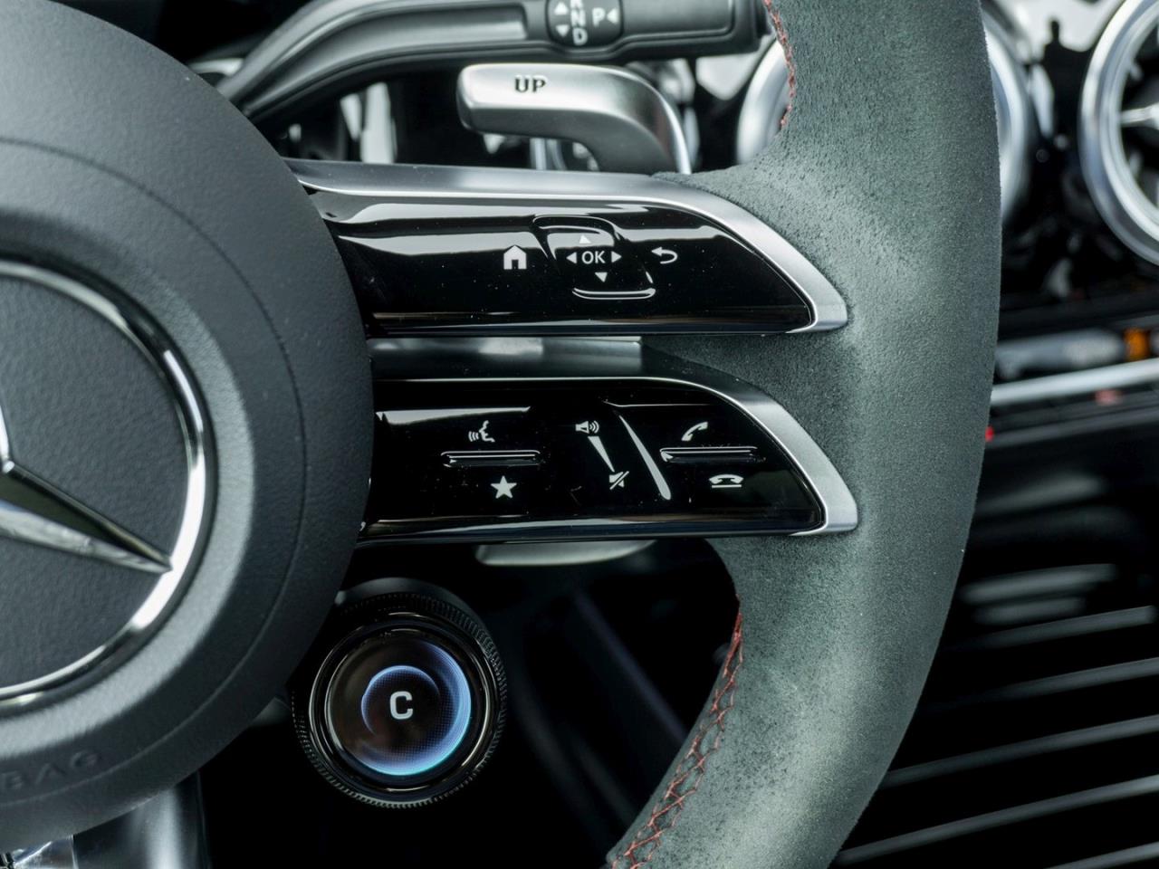 Mercedes-Benz GLA 35 AMG 4M Performance Panorama NP 78.623