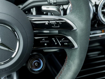 Mercedes-Benz GLA 35 AMG 4M Performance Panorama NP 78.623