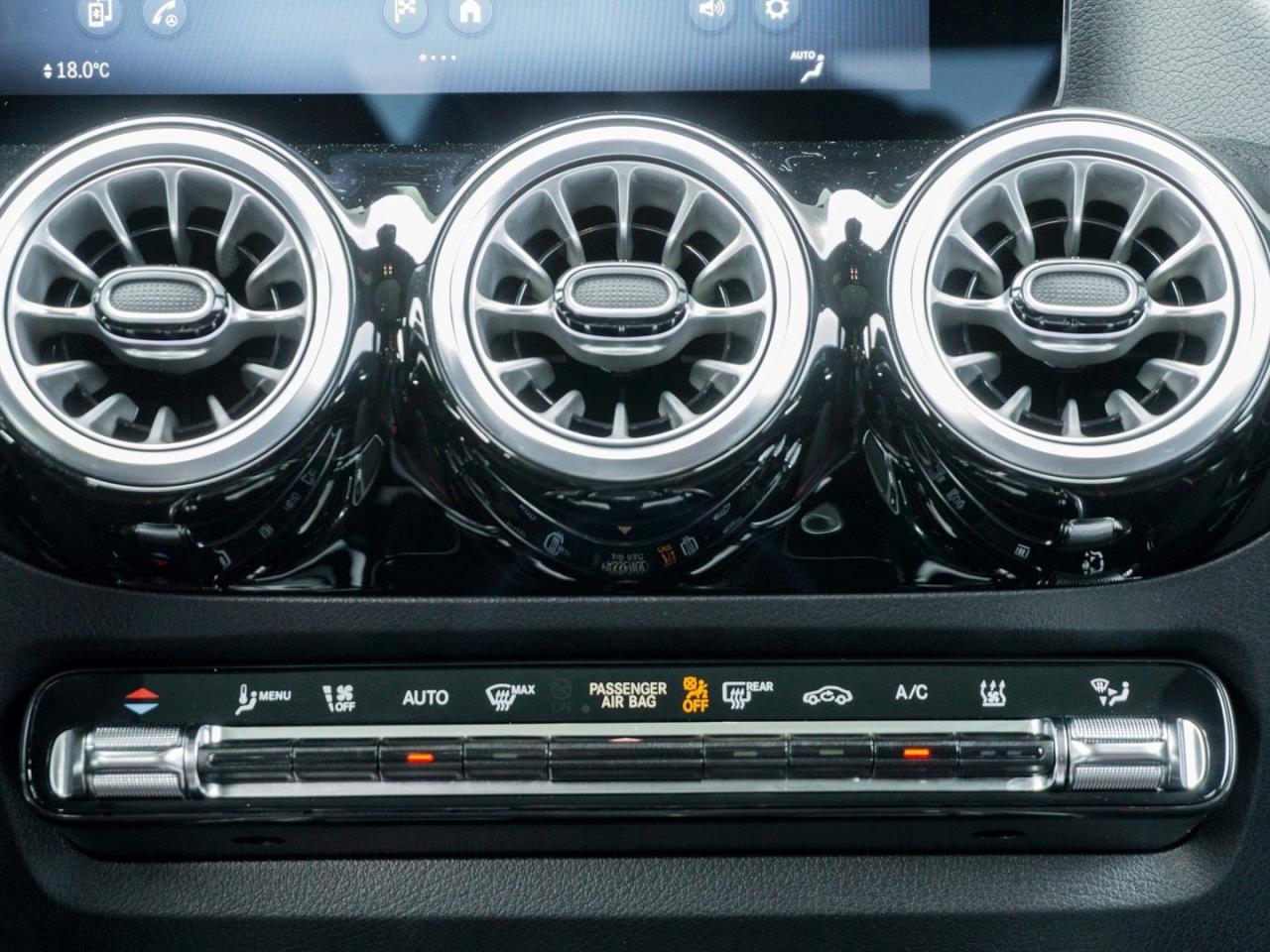 Mercedes-Benz GLA 35 AMG 4M Performance Panorama NP 78.623