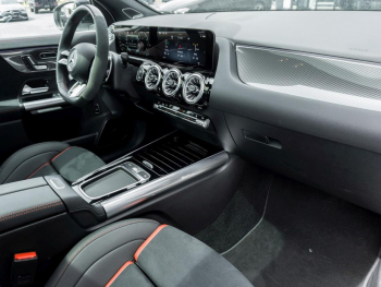 Mercedes-Benz GLA 35 AMG 4M Performance Panorama NP 78.623