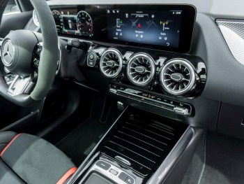 Mercedes-Benz GLA 35 AMG 4M Performance Panorama NP 78.623