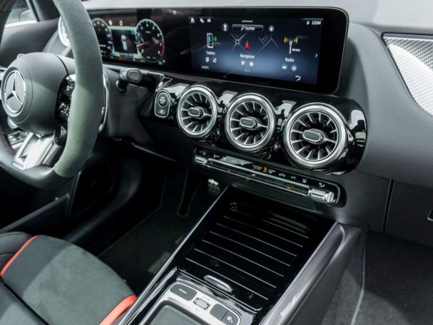 Mercedes-Benz GLA 35 AMG 4M Performance Panorama NP 78.623