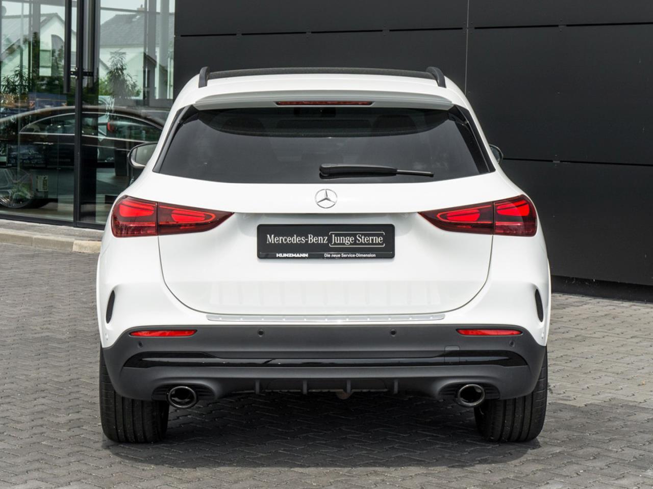 Mercedes-Benz GLA 35 AMG 4M Performance Panorama NP 78.623