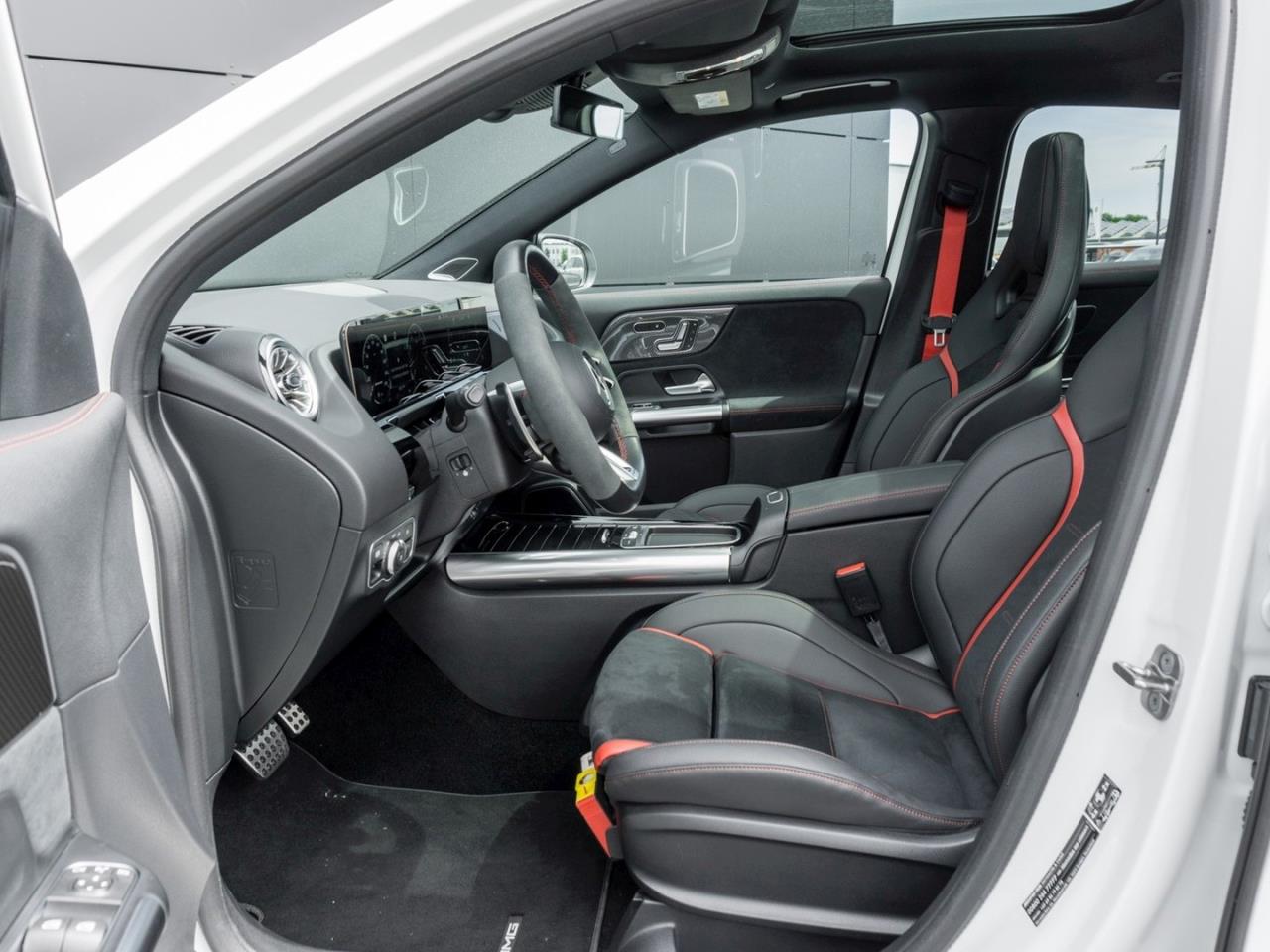 Mercedes-Benz GLA 35 AMG 4M Performance Panorama NP 78.623