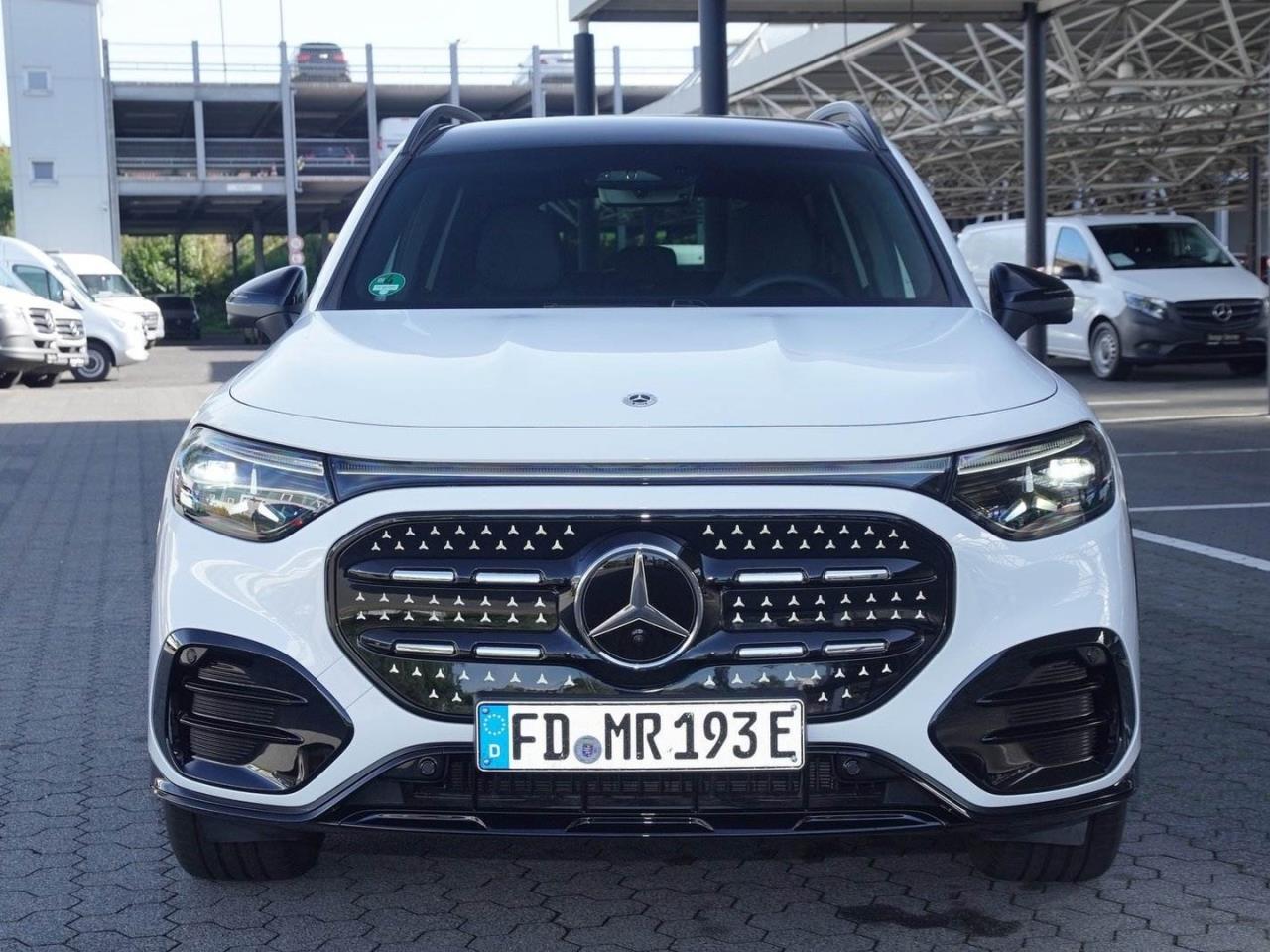 Mercedes-Benz GLB 250+ EQ  AMG Night Distronic Panorama Kamera