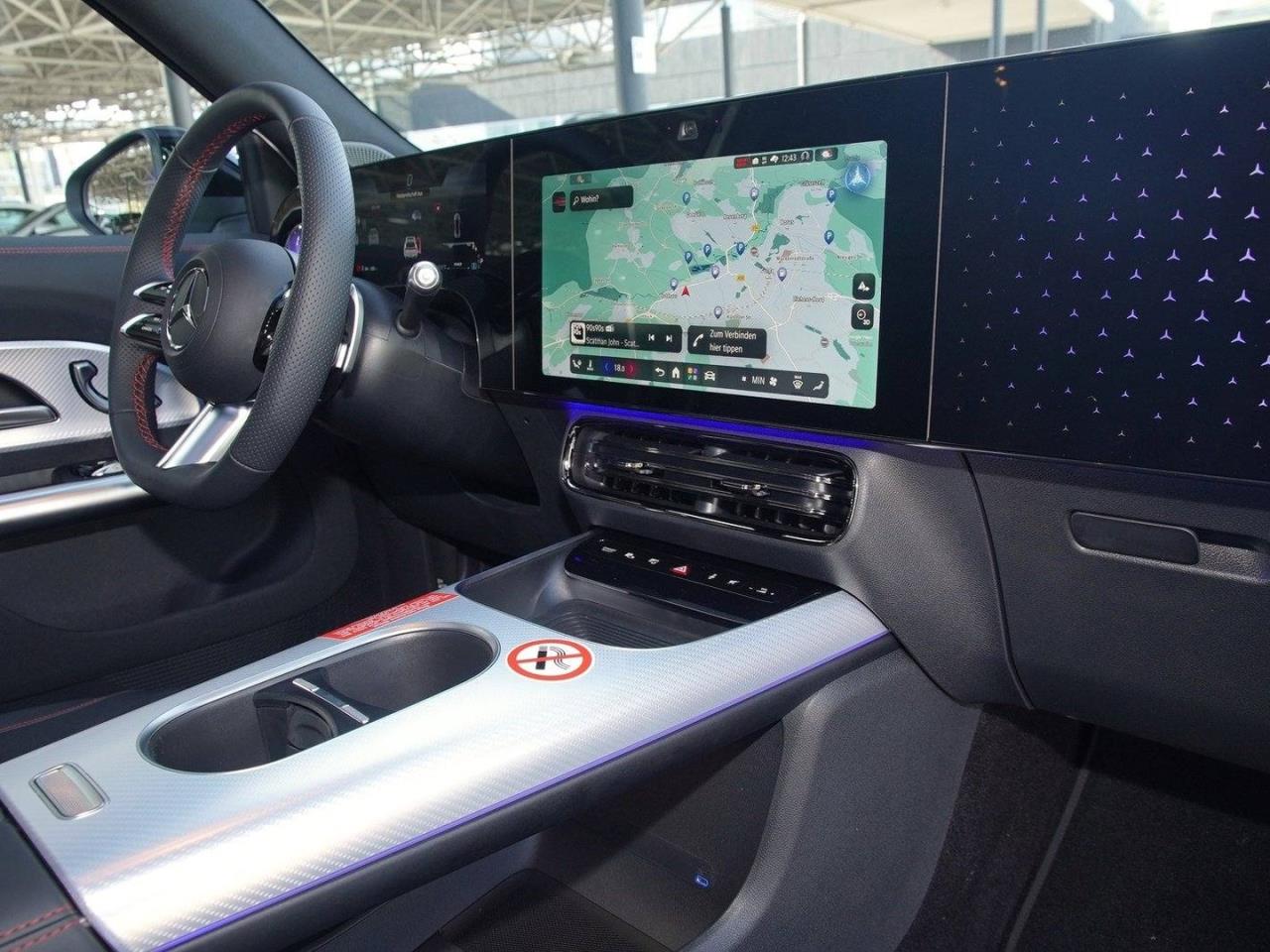 Mercedes-Benz GLB 250+ EQ  AMG Night Distronic Panorama Kamera
