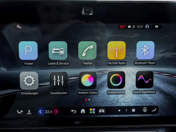 Mercedes-Benz GLB 250+ mit EQ Technologie Progressive Panorama