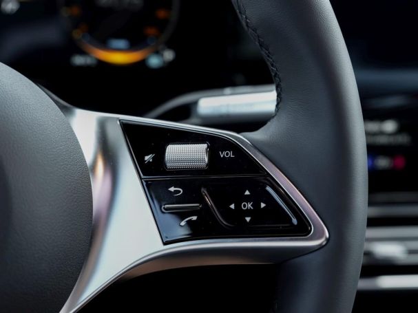 Mercedes-Benz GLB 250+ mit EQ Technologie Progressive Panorama