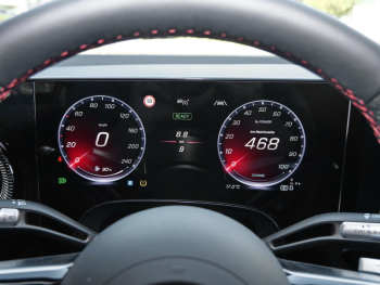 Mercedes-Benz GLB 250+ mit EQ Technologie AMG Night Panorama