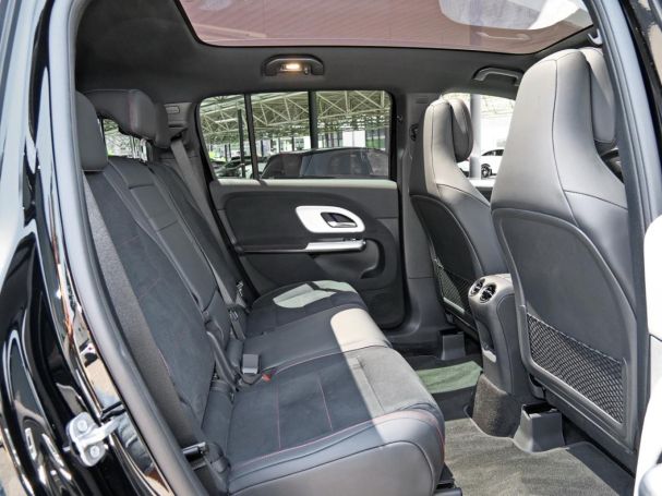 Mercedes-Benz GLB 250+ mit EQ Technologie AMG Night Panorama