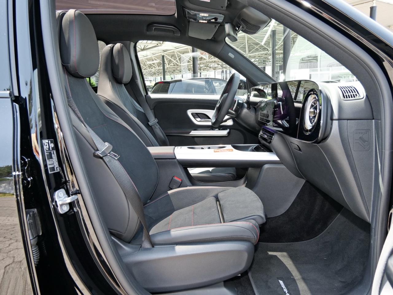 Mercedes-Benz GLB 250+ mit EQ Technologie AMG Night Panorama
