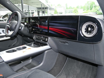 Mercedes-Benz GLB 350 4MATIC mit EQ Technologie Distronic